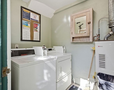 1155 N Clark Street - Photo Thumbnail 12