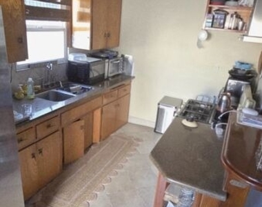 731 S Catalina Avenue - Photo Thumbnail 4