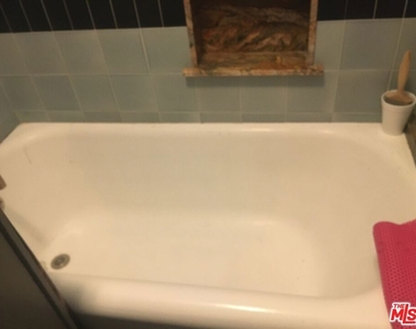 2121 James M Wood Boulevard - Photo Thumbnail 10
