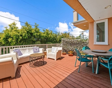 8221 Delgany Avenue - Photo Thumbnail 33