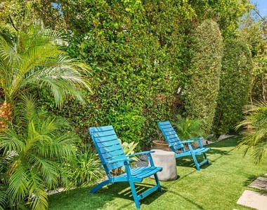 8221 Delgany Avenue - Photo Thumbnail 38