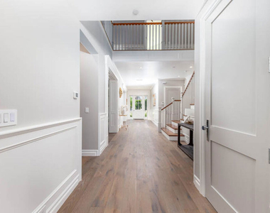 5054 Haskell Avenue - Photo Thumbnail 7