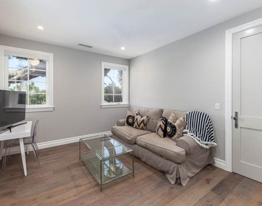 5054 Haskell Avenue - Photo Thumbnail 19