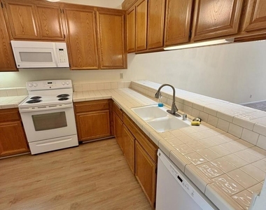 12888 Corte Arauco - Photo Thumbnail 6