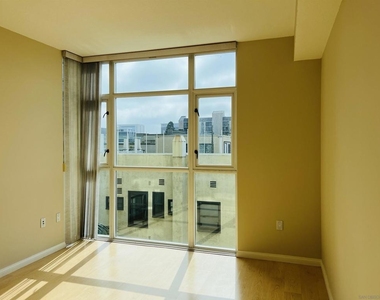 850 Beech St - Photo Thumbnail 16