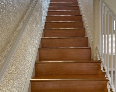 9318 Galvin Ave - Photo Thumbnail 8