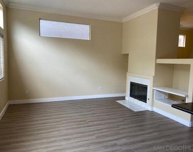 9318 Galvin Ave - Photo Thumbnail 6