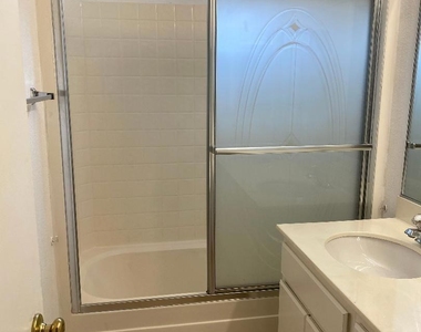 9318 Galvin Ave - Photo Thumbnail 14