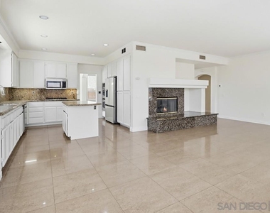 1100 Corrales - Photo Thumbnail 17