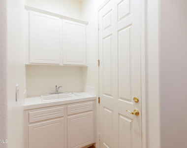 750 Huntsdale Court - Photo Thumbnail 31