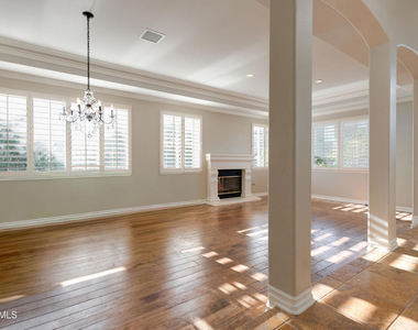 750 Huntsdale Court - Photo Thumbnail 7