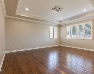 750 Huntsdale Court - Photo Thumbnail 18
