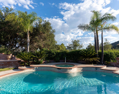 750 Huntsdale Court - Photo Thumbnail 35