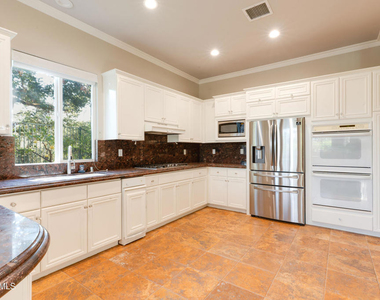 750 Huntsdale Court - Photo Thumbnail 11