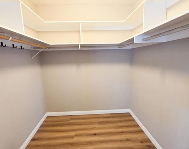 3105 Lodgewood Street - Photo Thumbnail 21