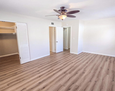 3105 Lodgewood Street - Photo Thumbnail 20