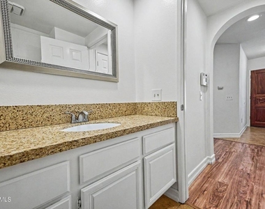 4258 Flintlock Lane - Photo Thumbnail 16