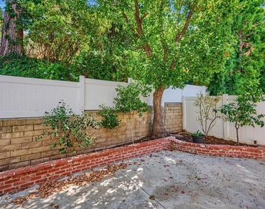 4258 Flintlock Lane - Photo Thumbnail 38