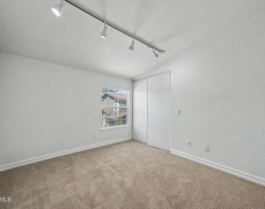 4258 Flintlock Lane - Photo Thumbnail 29