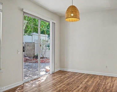 4258 Flintlock Lane - Photo Thumbnail 10