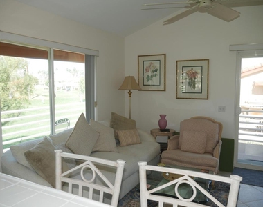 78435 Magenta Drive - Photo Thumbnail 4