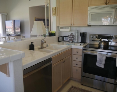 78435 Magenta Drive - Photo Thumbnail 5