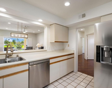 270 Vista Royale Circle E - Photo Thumbnail 19