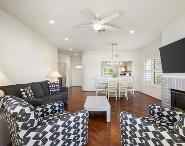 270 Vista Royale Circle E - Photo Thumbnail 25