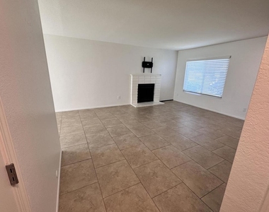 75245 Vista Corona - Photo Thumbnail 8