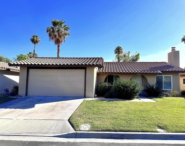 75245 Vista Corona - Photo Thumbnail 1
