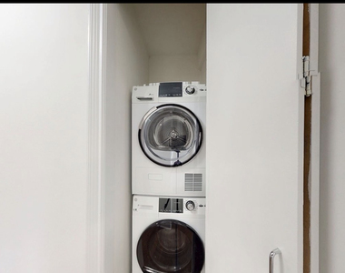 157 East 57th Street - Photo Thumbnail 9
