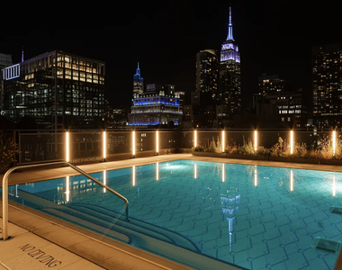 244 West 29th Street - Photo Thumbnail 9