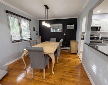 26 Inwood Road - Photo Thumbnail 2