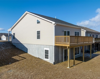 11 Hillside Road - Photo Thumbnail 14