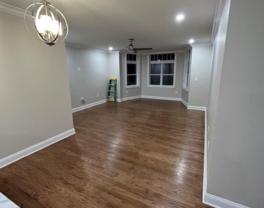3302 Leeward Drive - Photo Thumbnail 2