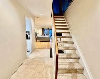 75 Greenway Close - Photo Thumbnail 11