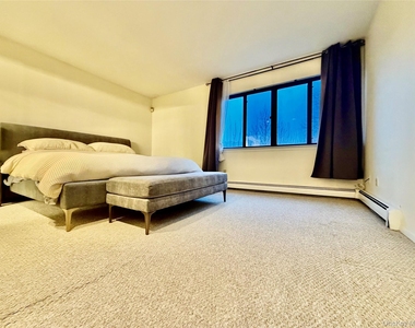 75 Greenway Close - Photo Thumbnail 2