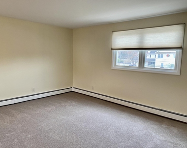 23 Grossman Street - Photo Thumbnail 10