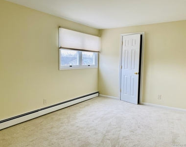 23 Grossman Street - Photo Thumbnail 1
