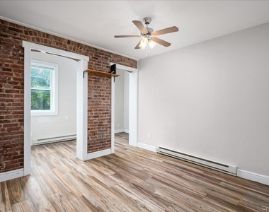 548 Warburton Avenue - Photo Thumbnail 10