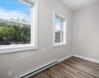 548 Warburton Avenue - Photo Thumbnail 8