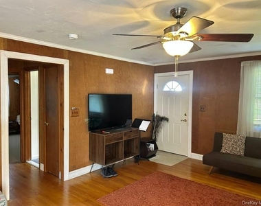 43 Totten Place - Photo Thumbnail 3