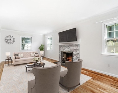 47 Wendt Avenue - Photo Thumbnail 3