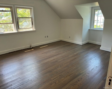 10 Ridge Road - Photo Thumbnail 7