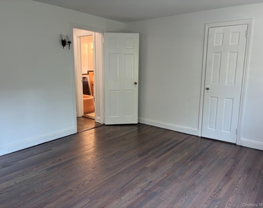10 Ridge Road - Photo Thumbnail 8