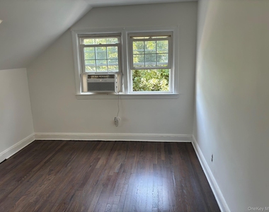 10 Ridge Road - Photo Thumbnail 6