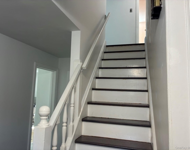 10 Ridge Road - Photo Thumbnail 3