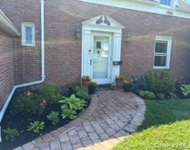 10 Ridge Road - Photo Thumbnail 5