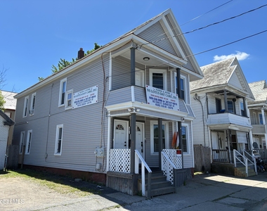 803 Craig Street - Photo Thumbnail 2
