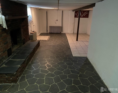 215 Karsey Street - Photo Thumbnail 14